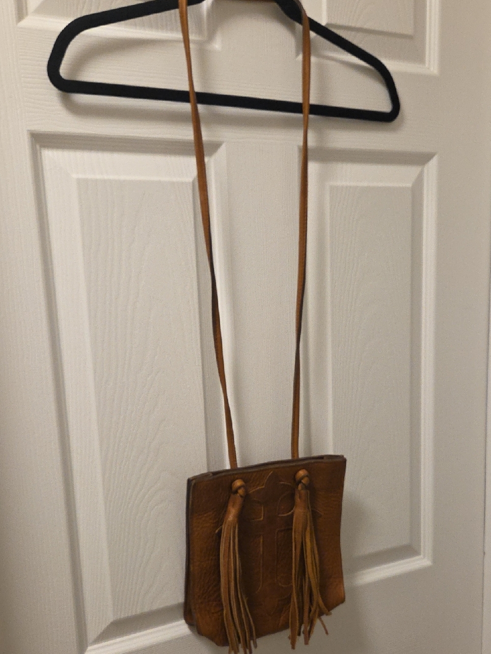 BrownLeatherTassel CB Bag,Brand Two Bar West. Bag Is,8.5 W, 9.5 Long,W Adj Strap